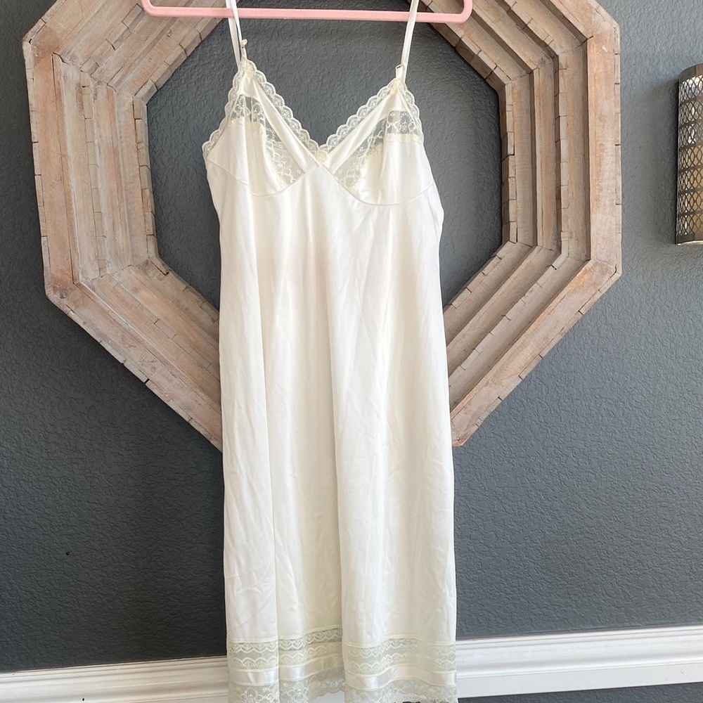 BOGO❗️Vintage nightie